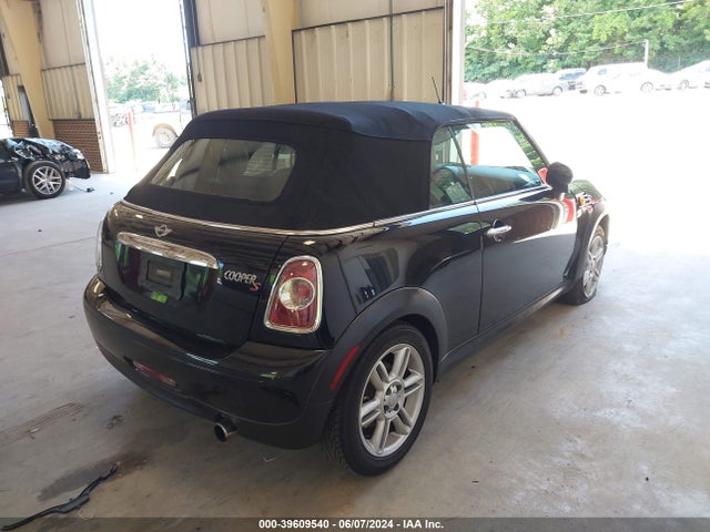 2011 MINI COOPER WMWZN3C57BT132639 Photo 3