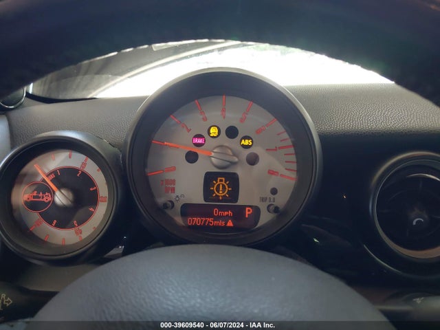 2011 MINI COOPER WMWZN3C57BT132639 Photo 6