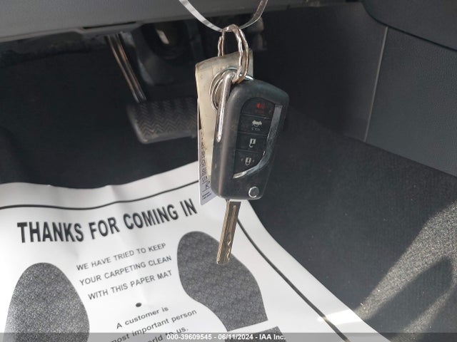 Toyota COROLLA LE 2022 5YFEPMAE0NP378870 Image 11