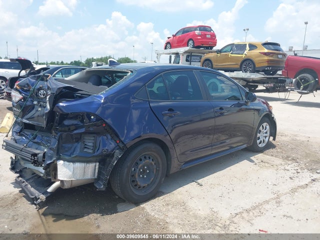 Toyota COROLLA LE 2022 5YFEPMAE0NP378870 Image 4