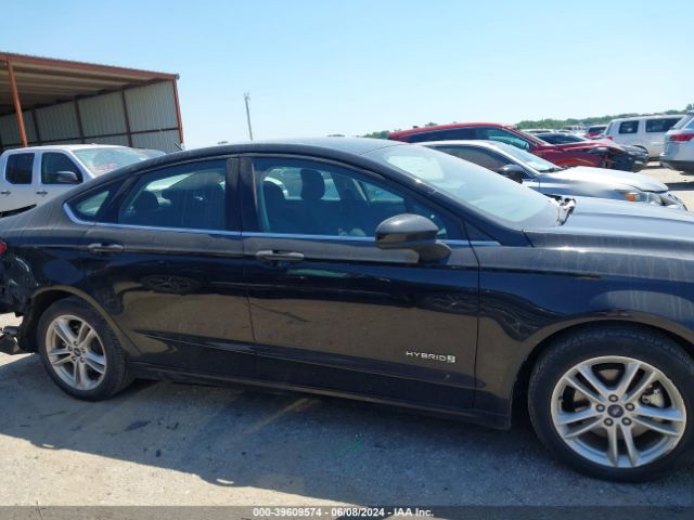 3FA6P0LU8JR186060 Ford Fusion Hybrid Se