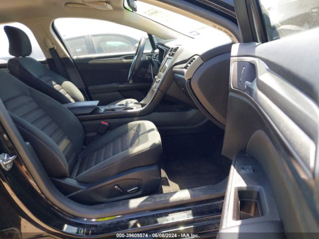 3FA6P0LU8JR186060 Ford Fusion Hybrid Se