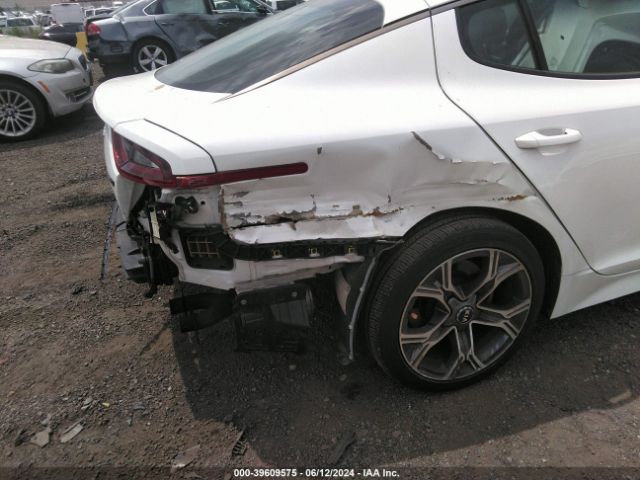 KNAE15LA2L6077004 KIA Stinger Gt-line
