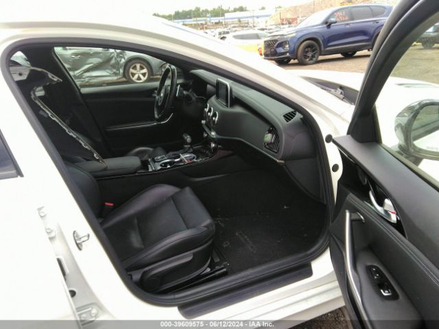 KNAE15LA2L6077004 KIA Stinger Gt-line