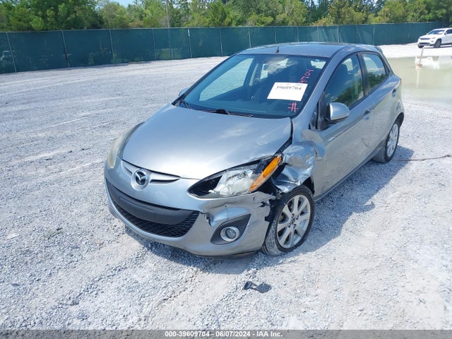Mazda Mazda2 Touring 2014 JM1DE1LY5E0176303 Image 2