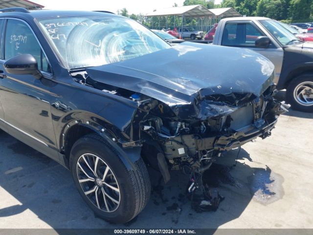 3VV2B7AX7MM021780 Volkswagen Tiguan 2.0t Se/2.0t Se R-line Black/2.0t Sel