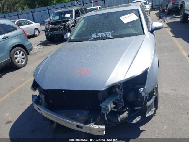 WAUENAF45JA033849 Audi A4 2.0t Premium/2.0t Tech Premium