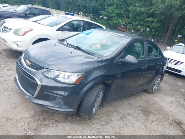 Chevrolet Sonic Ls Auto 2017 1G1JB5SH8H4163300 Image 2