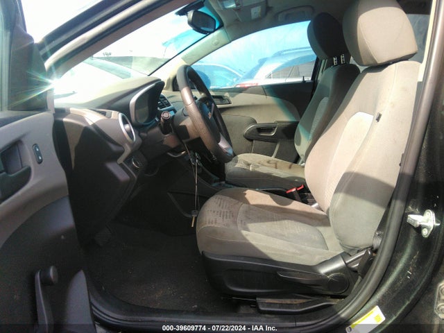 Chevrolet Sonic Ls Auto 2017 1G1JB5SH8H4163300 Image 5