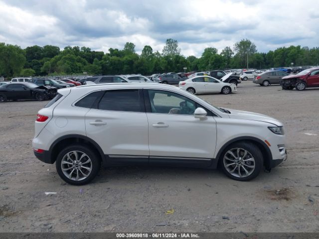 5LMCJ2D90KUL09082 Lincoln MKC SELECT