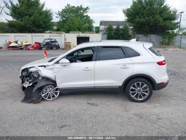 5LMCJ2D90KUL09082 Lincoln MKC SELECT