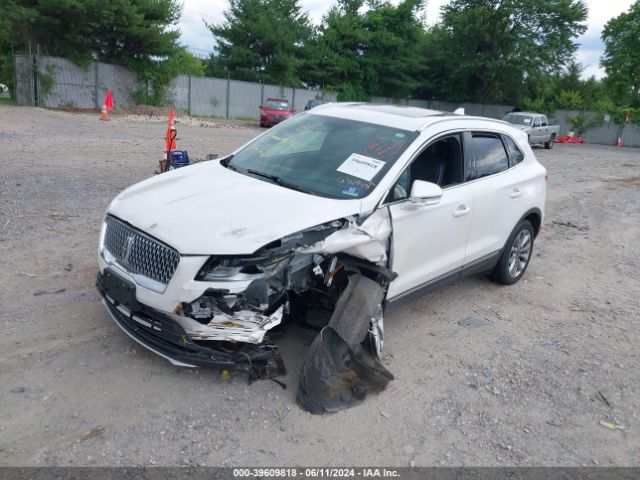 5LMCJ2D90KUL09082 Lincoln MKC SELECT