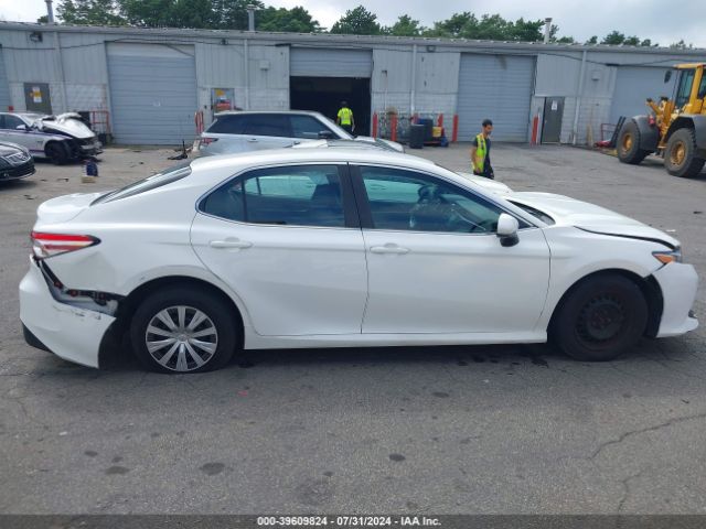 4T1B11HK5JU046849 Toyota CAMRY L