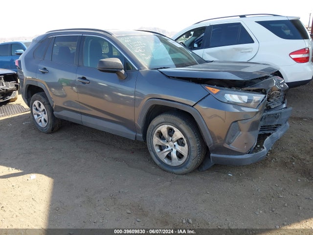 Toyota RAV4 LE 2019 2T3H1RFV1KW012518 главное изображение