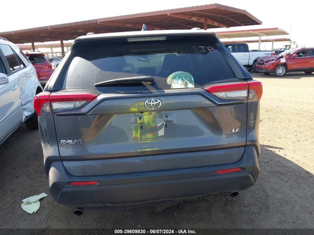 Toyota RAV4 LE 2019 2T3H1RFV1KW012518 Image 17