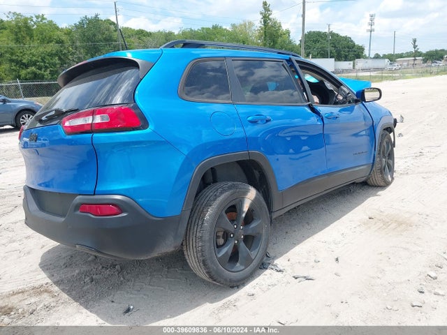 1C4PJLCB5JD596260 Jeep Cherokee Latitude Fwd