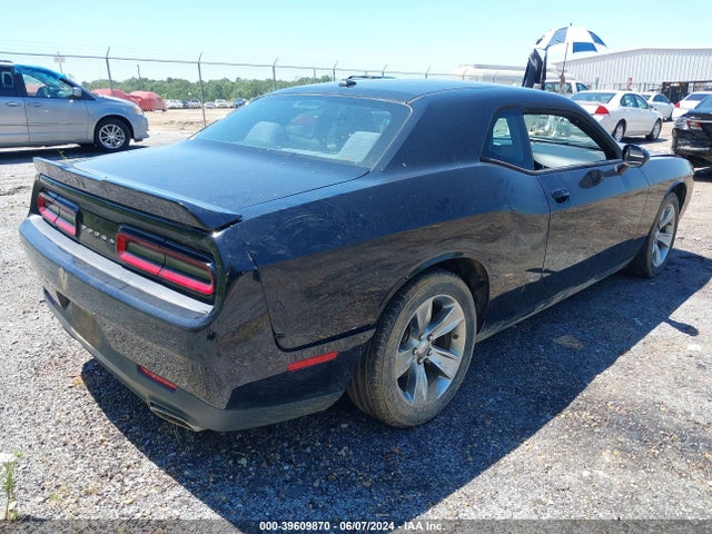 Dodge Challenger Sxt 2018 2C3CDZAGXJH241907 Image 4