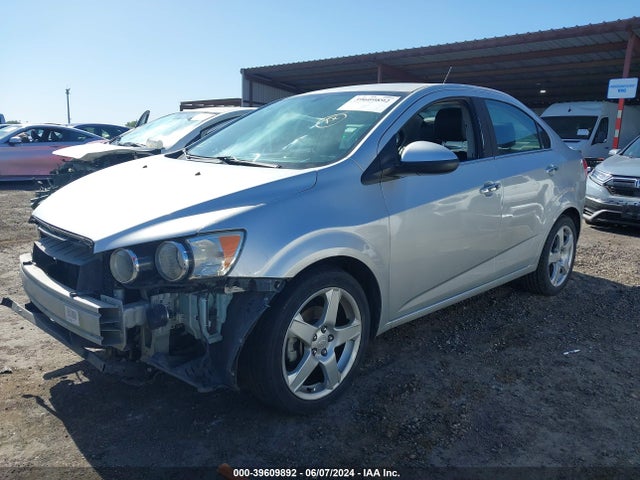 Chevrolet Sonic Ltz Auto 2014 1G1JE5SH8E4119610 Image 2