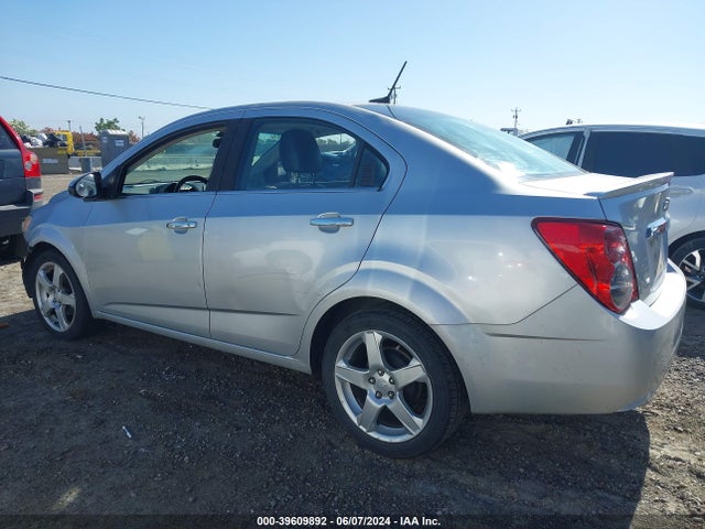 Chevrolet Sonic Ltz Auto 2014 1G1JE5SH8E4119610 Image 3
