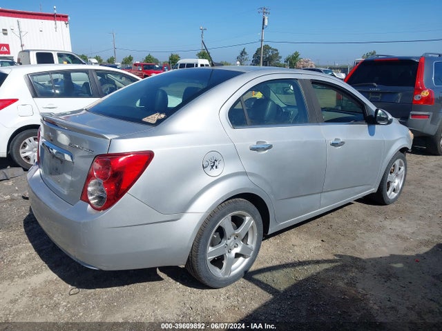 Chevrolet Sonic Ltz Auto 2014 1G1JE5SH8E4119610 Image 4