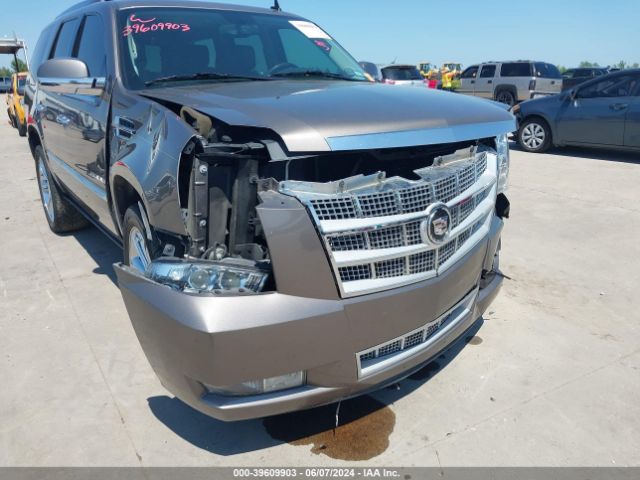 1GYS3DEF5ER202981 Cadillac Escalade Platinum