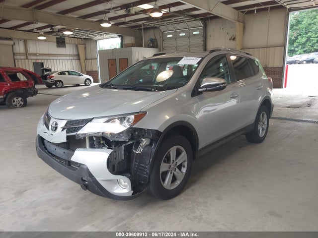 Toyota Rav4 Xle 2014 2T3WFREV9EW125048 Image 2
