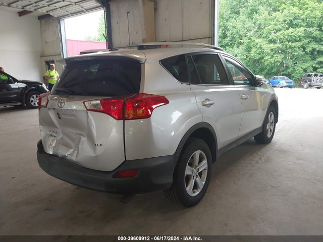 Toyota Rav4 Xle 2014 2T3WFREV9EW125048 Image 4
