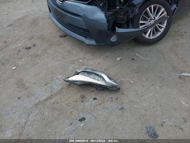Toyota Corolla Le Plus 2014 2T1BURHE7EC085109 Image 12