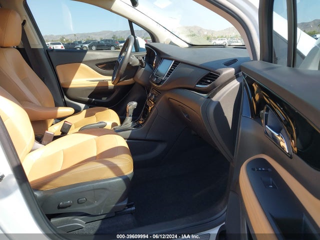 KL4CJCSB0HB175613 Buick Encore Essence