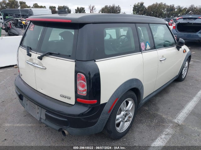 2012 MINI COOPER CLUBMAN WMWZF3C56CT190112 Photo 3