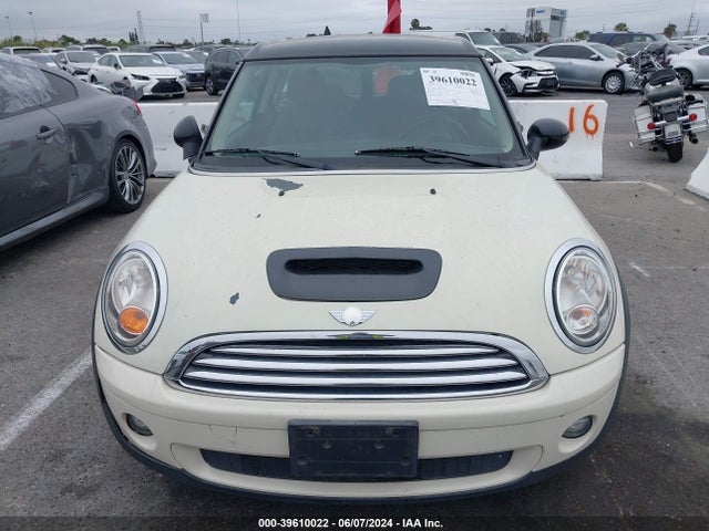 2012 MINI COOPER CLUBMAN WMWZF3C56CT190112 Photo 5