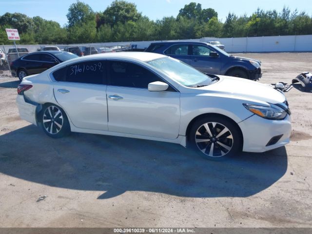 1N4AL3AP8JC138156 Nissan Altima 2.5 Sr