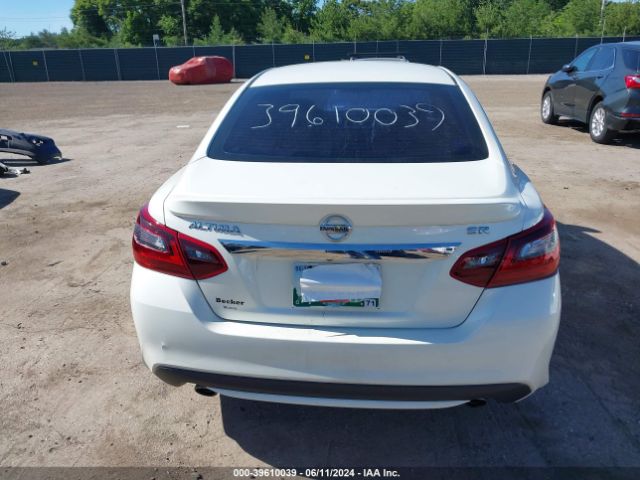 1N4AL3AP8JC138156 Nissan Altima 2.5 Sr