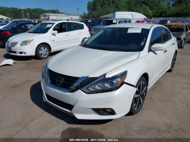 1N4AL3AP8JC138156 Nissan Altima 2.5 Sr