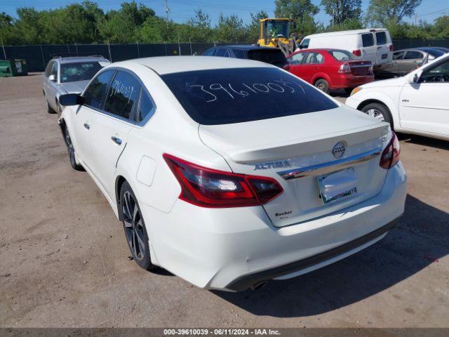 1N4AL3AP8JC138156 Nissan Altima 2.5 Sr