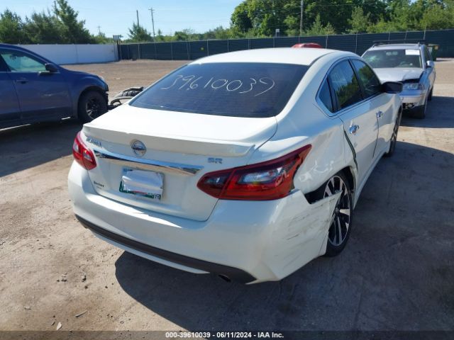 1N4AL3AP8JC138156 Nissan Altima 2.5 Sr