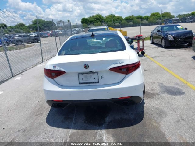 ZARFAMBN0N7657148 Alfa Romeo Giulia Veloce Ti Rwd