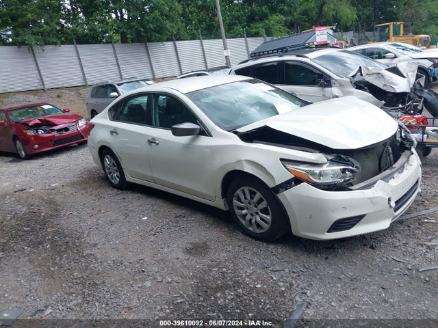 Nissan Altima 2.5 S 2018 1N4AL3AP7JC260703 Image 1