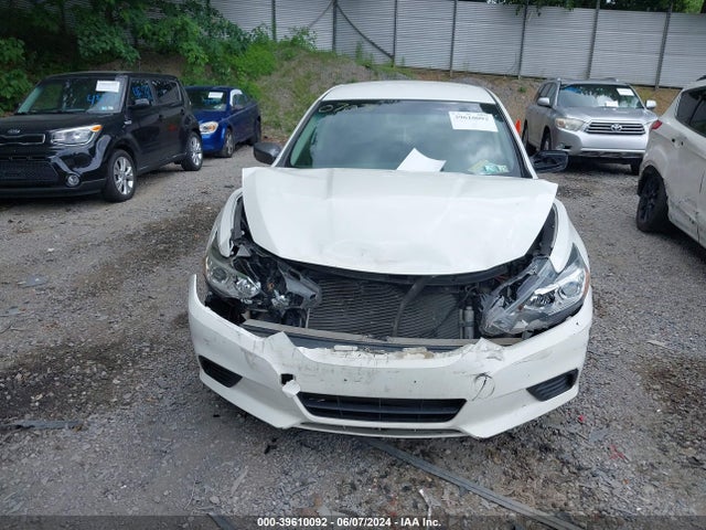 Nissan Altima 2.5 S 2018 1N4AL3AP7JC260703 Image 12