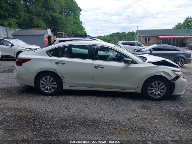 Nissan Altima 2.5 S 2018 1N4AL3AP7JC260703 Image 13