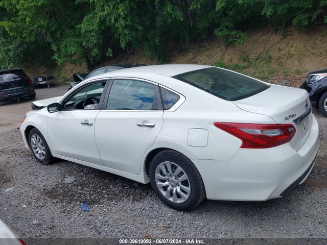 Nissan Altima 2.5 S 2018 1N4AL3AP7JC260703 Image 14