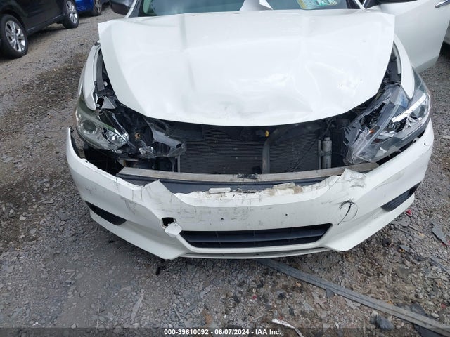 Nissan Altima 2.5 S 2018 1N4AL3AP7JC260703 Image 17