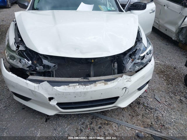 Nissan Altima 2.5 S 2018 1N4AL3AP7JC260703 Image 18