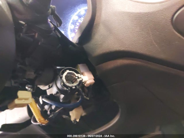 3KPC24A30KE069806 Hyundai ACCENT SE
