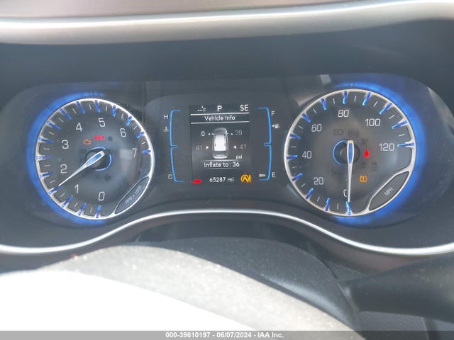Chrysler Pacifica Touring L 2019 2C4RC1BG8KR589290 Image 7