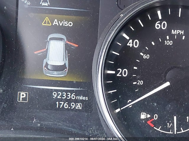 Nissan ROGUE SV 2015 5N1AT2ML0FC858101 Image 15