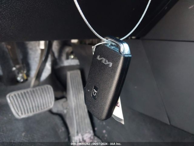 5XYK33AF8PG078650 KIA Sportage Ex