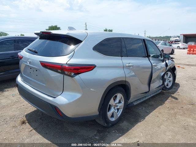 Toyota Highlander Le 2021 5TDZZRAH0MS078495 Image 4