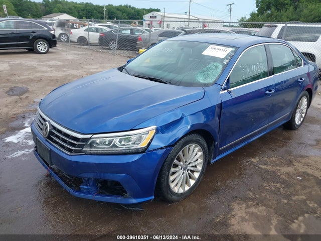 1VWBT7A39GC022067 Volkswagen Passat 1.8t Se