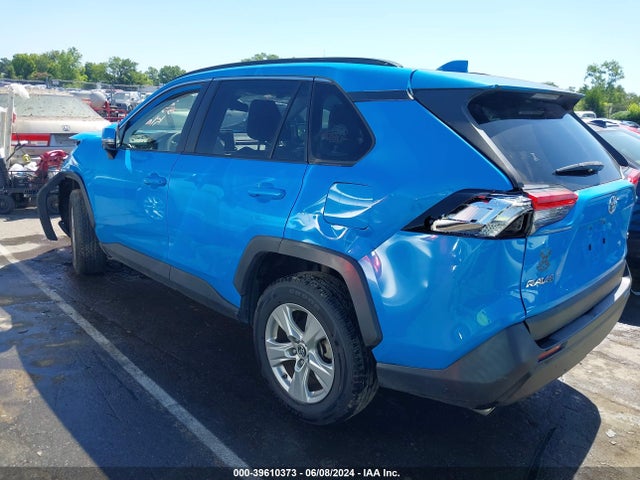 Toyota Rav4 Xle 2019 JTMW1RFV4KD012405 Image 3
